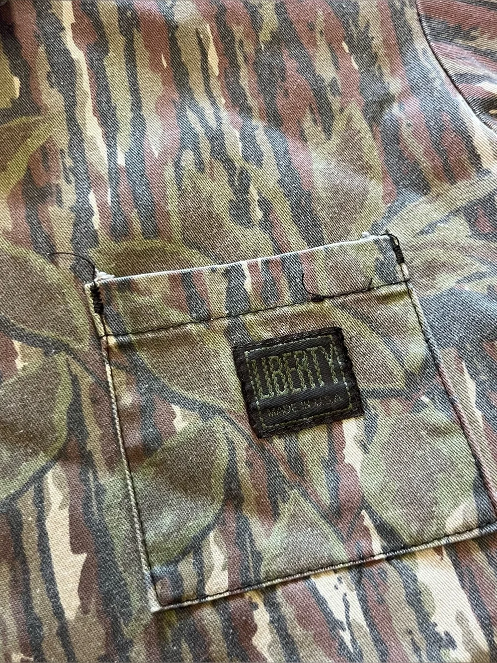 Vintage Liberty Camo Jacket (L) (Made in USA 🇺🇸) - Picture 3 of 8